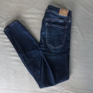 American Eagle dark wash jeans